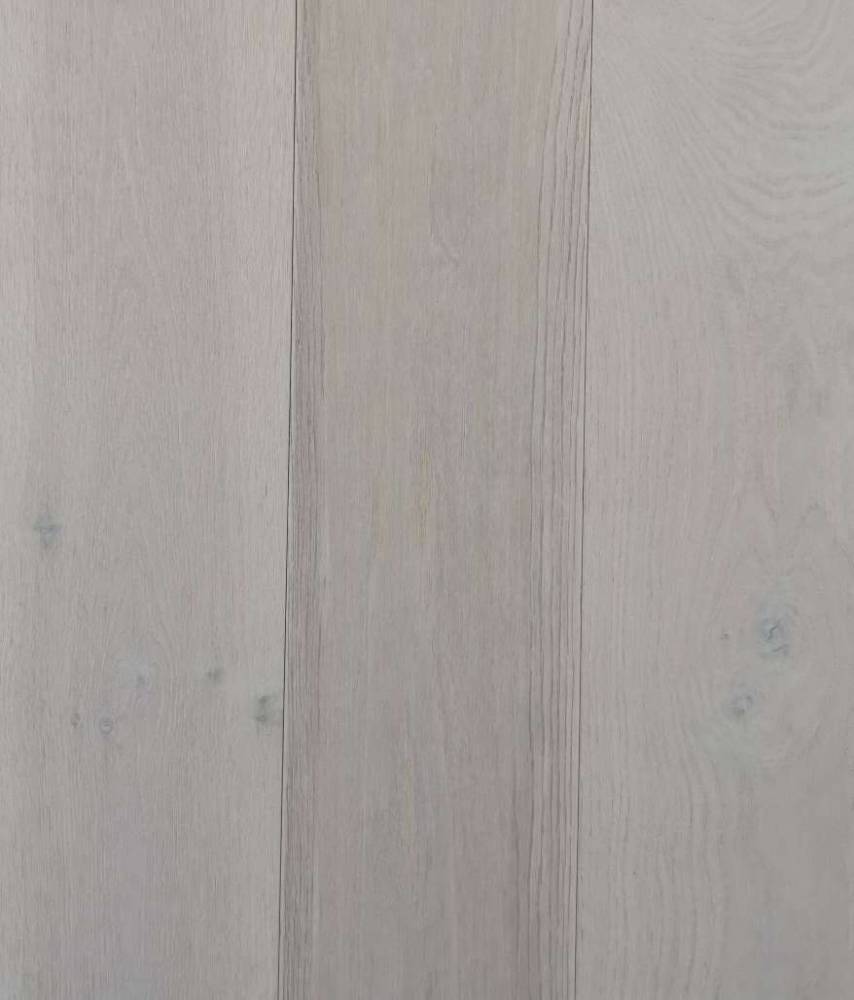 PARQUET DI ROVERE VERNICIATO BIANCO